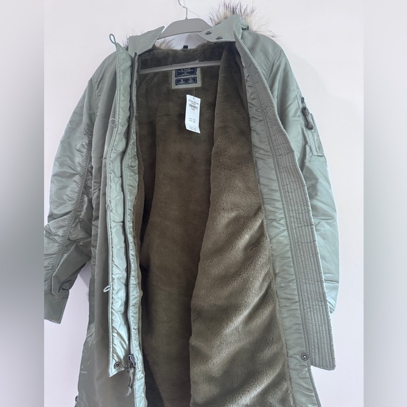 Abercrombie & Fitch Sage Shiny Parka with Fur Trim - Picture 5 of 10